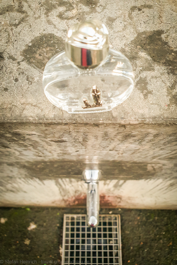 Wasserhahn für Wasser in Lourdes