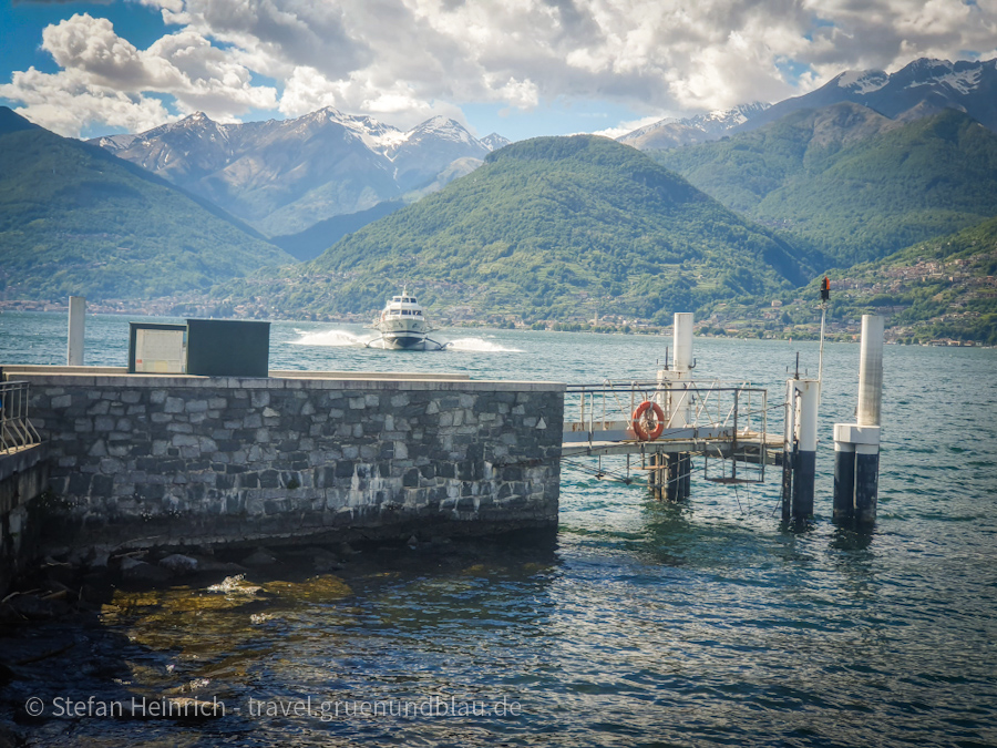 Schiff auf dem Comer See