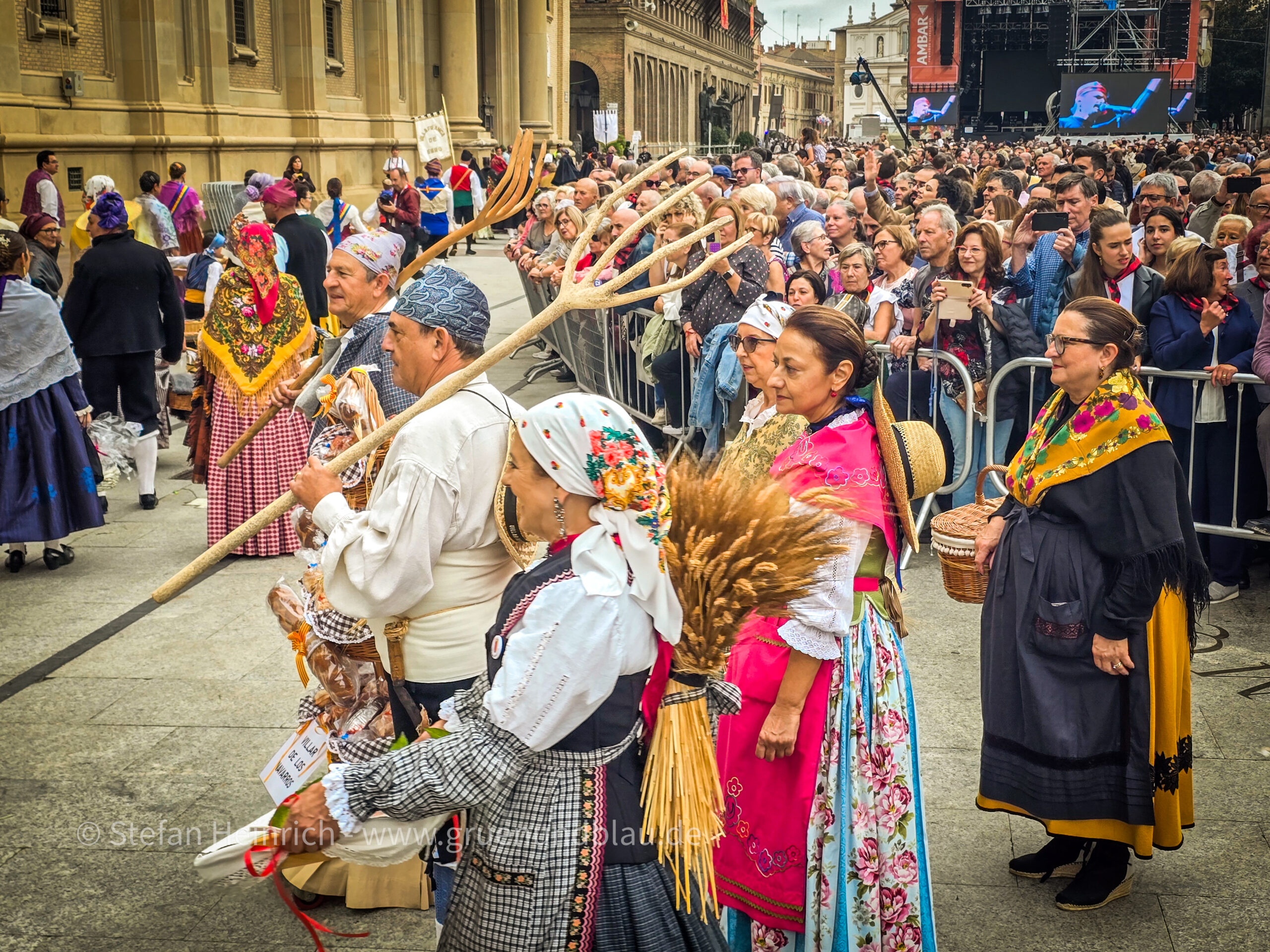 zaragoza fiestas del pilar