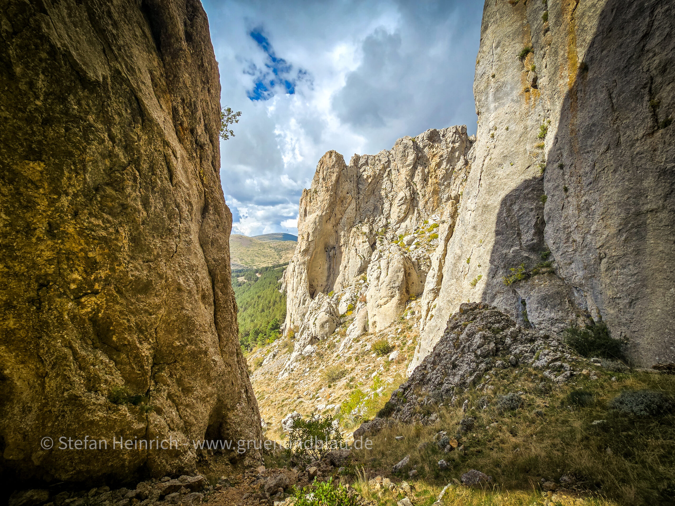 Cuevas de los Pilares