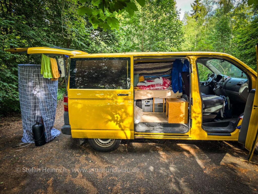Postauto mit Dusche